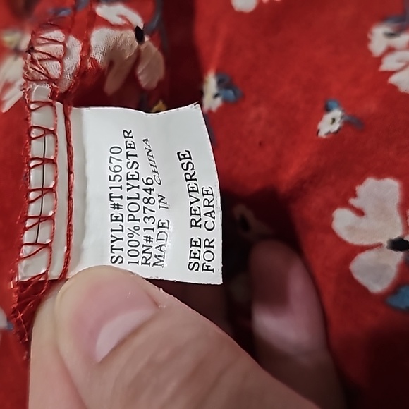 Long sleeve womens blouse - Picture 6 of 7